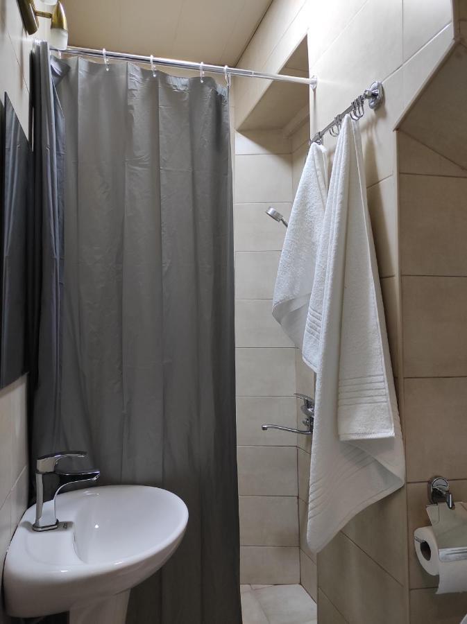 Tranquil Apartment In Vake Tbilisi Luaran gambar