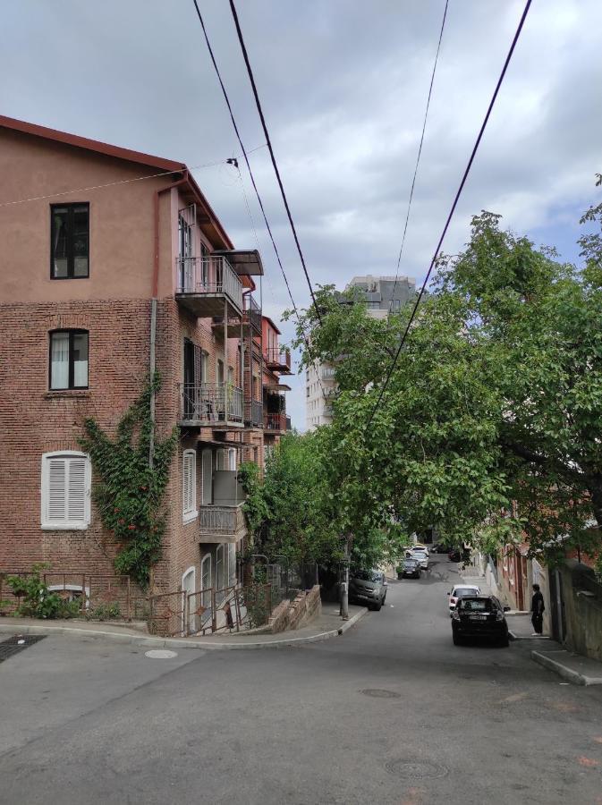 Tranquil Apartment In Vake Tbilisi Luaran gambar